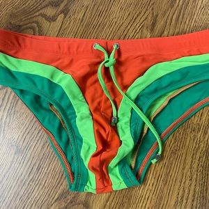 Mens RARE tactics brand swim brief-M